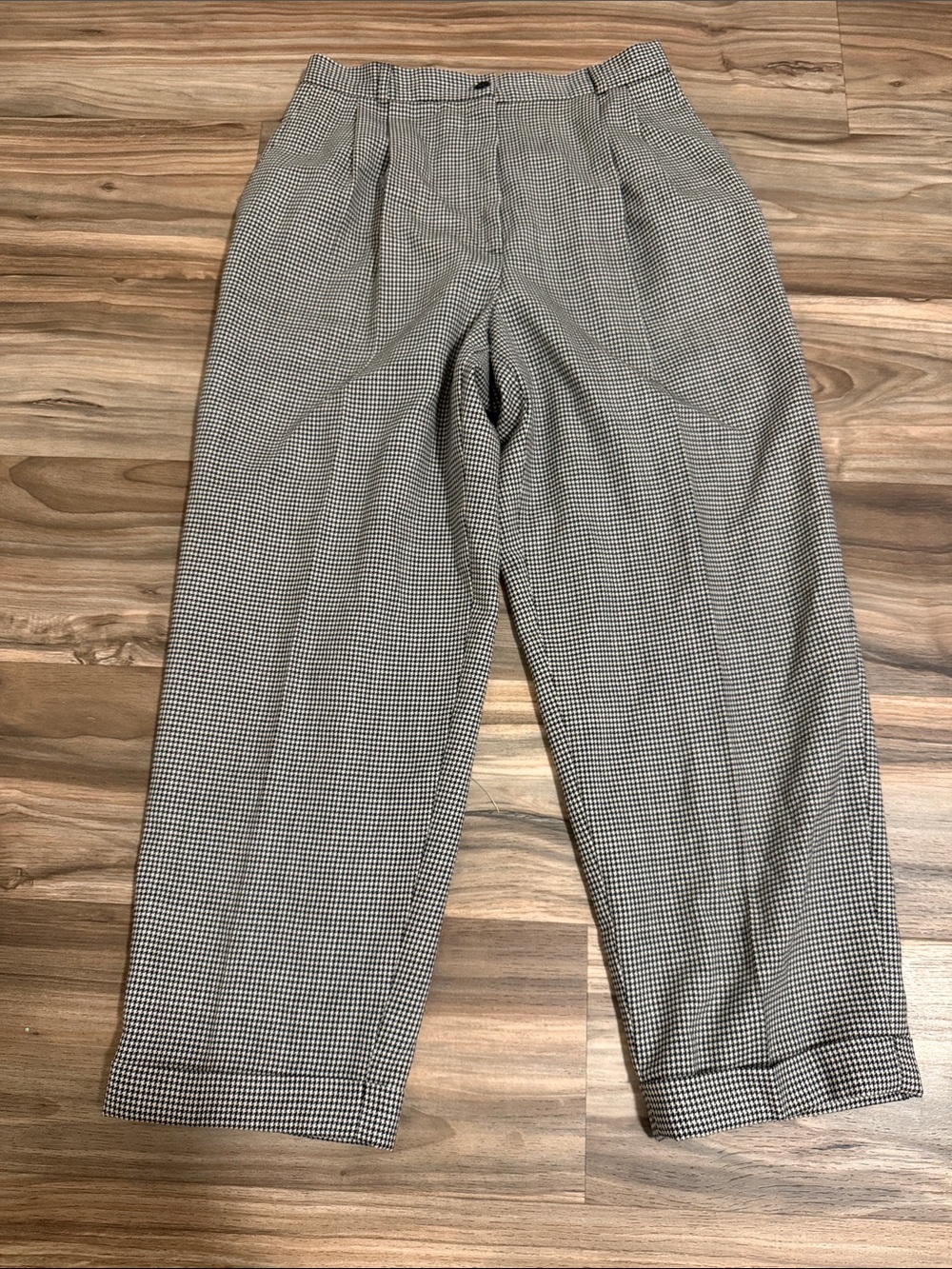 Vtg.Talbots Pants Womens 14P Black White Houndstooth Wool High Waist Lined Cuff